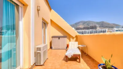 Top-floor apartment in Carvajal photo 17