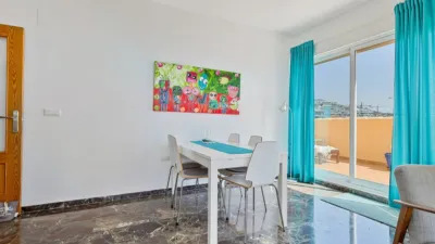 Top-floor apartment in Carvajal photo 4