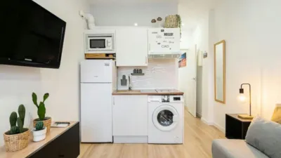 Piso en alquiler en Ventas - Imagen 3