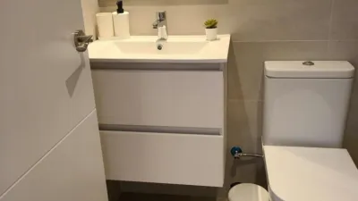 Piso en alquiler en Cuatro Caminos - Imagen 8