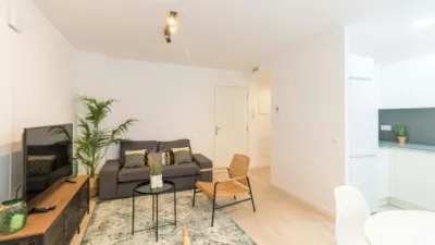 Piso en alquiler en El Raval - Imagen 2