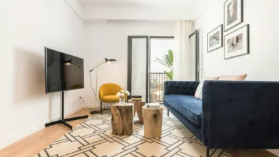 Piso en alquiler en Les Corts - Imagen 2