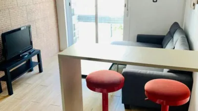 Habitación en alquiler en El Plantinar-El Juncal-Avenida de La Paz, El Plantinar-El Juncal-Avenida de la Paz (Distrito Sur. Sevilla Capital) de 375 €<span>/mes</span>