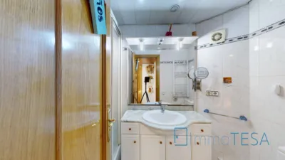 Apartment in Centre photo 13