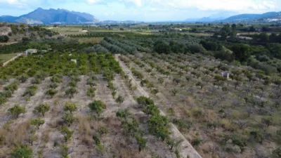 Terreno en venta en La Plana - Vista 2