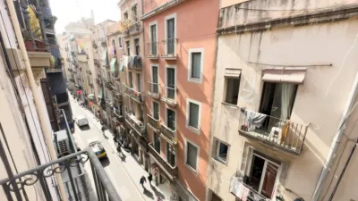 Piso en alquiler en El Raval - Imagen 2