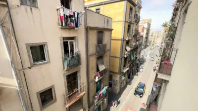 Piso en alquiler en El Raval - Imagen 3