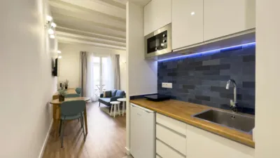 Piso en alquiler en El Raval - Imagen 6