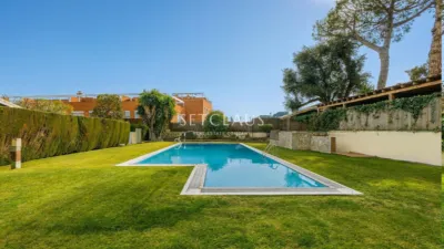 Semi-detached house in Alella photo 11