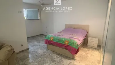 Apartment in Estepona photo 8