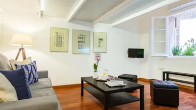 Piso en alquiler en Sol - Imagen 2