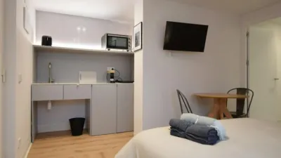 Casa en alquiler en Ciudad Universitaria - Imagen 3