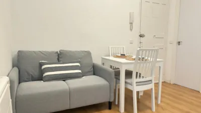 Piso en alquiler en Delicias - Imagen 2