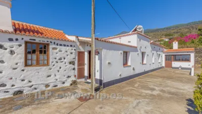 House on Malpaíses Street, Mazo — La Palma Island, Canary Islands photo 8