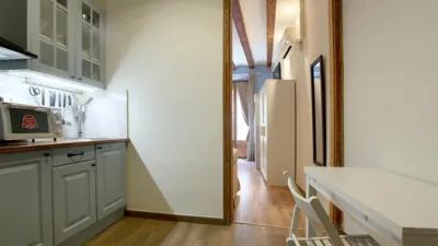 Piso en alquiler en El Raval - Imagen 9