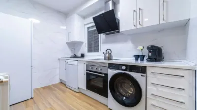 Piso en alquiler en Delicias - Imagen 3