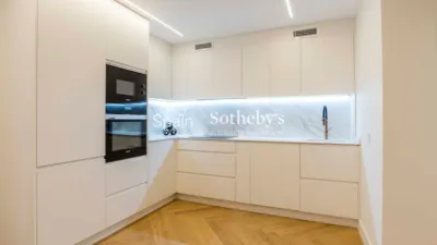 Apartment on Calle de Goya photo 32