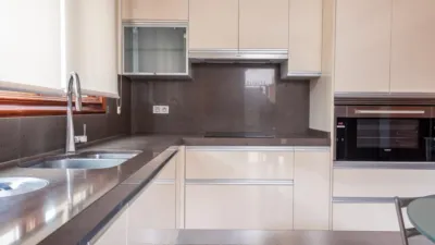 Casa adosada en alquiler en Calle >Av. de Fuentelarreina, Número > - Imagen 23