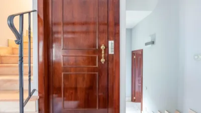 Casa adosada en alquiler en Calle >Av. de Fuentelarreina, Número > - Imagen 26