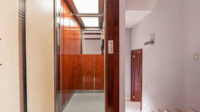Casa adosada en alquiler en Calle >Av. de Fuentelarreina, Número > - Imagen 27