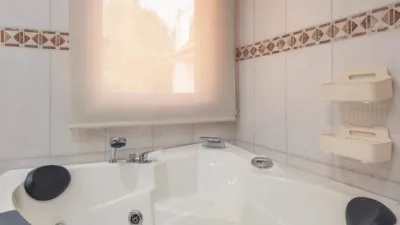 Casa adosada en alquiler en Calle >Av. de Fuentelarreina, Número > - Imagen 38