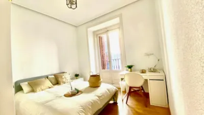 Piso en alquiler en Palacio - Imagen 2