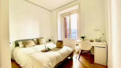 Piso en alquiler en Palacio - Imagen 4