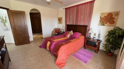 Chalet on Llano de La Rosa Street, No. 1 photo 15