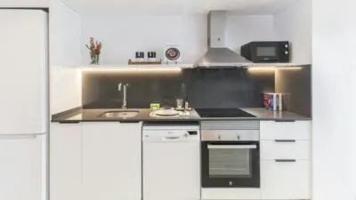 Piso en alquiler en La Salut - Imagen 7