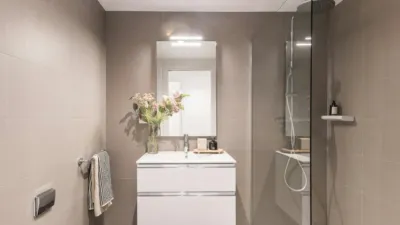 Piso en alquiler en La Salut - Imagen 8