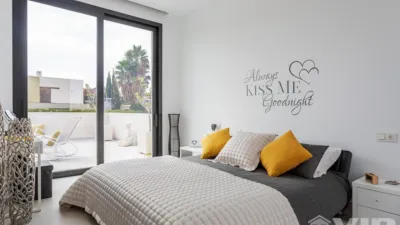Chalet in Urb. Golf Valle Este photo 7