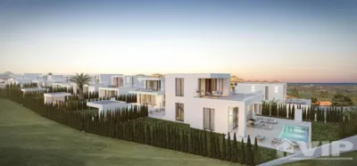 Chalet in Urb. Golf Valle Este photo 8