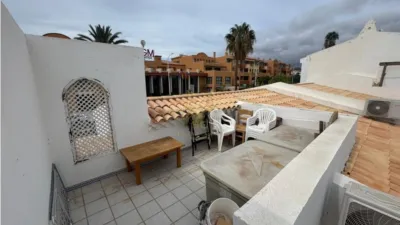 Chalet on Avenida J.M Galvan Bello, No. 74 photo 27