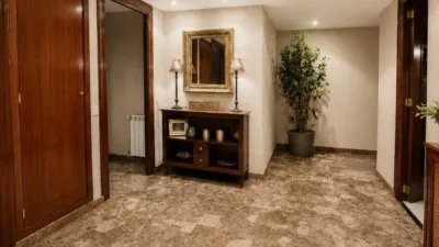 Piso en alquiler en Carrer del Doctor Moliner, número > - Imagen 2