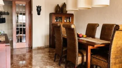 Piso en alquiler en Carrer del Doctor Moliner, número > - Imagen 4