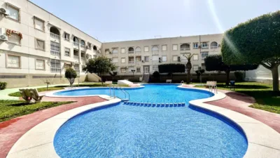 Piso en venta en Torrevieja, Torrevieja de 120.000 €