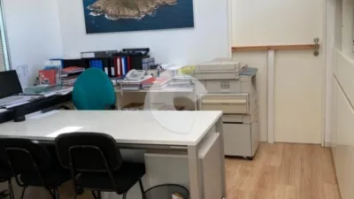 Oficina en venta en Praza Ana Kiro - Más