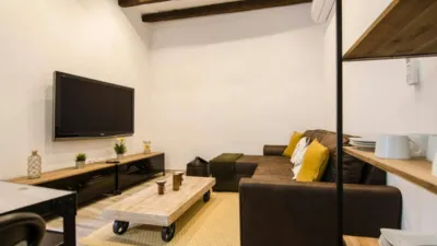 Piso en alquiler en Palacio - Imagen 3