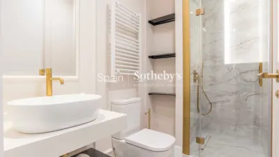 Apartment on Calle del General Pardiñas photo 25