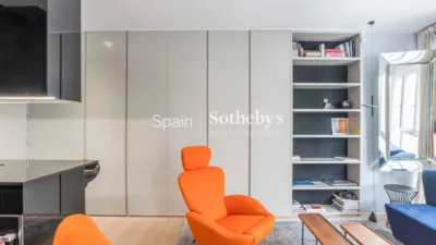 Apartment on Calle de la Academia photo 10