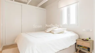 Apartment on Calle de Alcántara photo 36