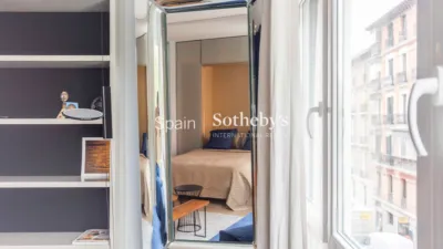 Apartment on Calle de la Academia photo 24