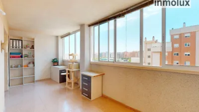 Apartment on Avenida de la Deportista Miriam Blasco photo 8