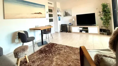 Pis – Dénia, Marquesa VI, la Pedrera - Més