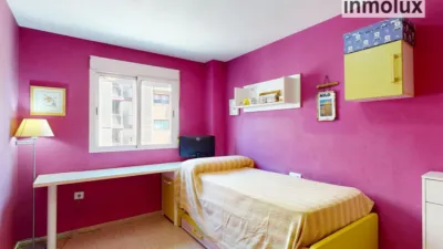 Apartment on Avenida de la Deportista Miriam Blasco photo 18