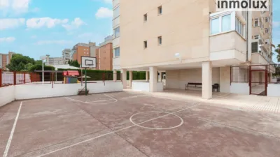 Apartment on Avenida de la Deportista Miriam Blasco photo 26