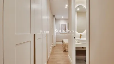 Apartment on Calle de Leganitos photo 23