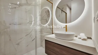 Apartment on Calle de Leganitos photo 32