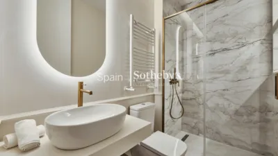Apartment on Calle de Leganitos photo 43