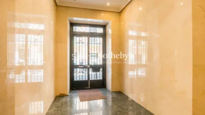 Apartment on Calle de Ruiz photo 37
